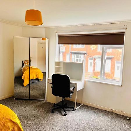 Private Room Close To Leeds University And City Centre Dış mekan fotoğraf