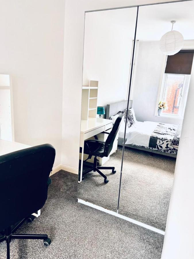 Private Room Close To Leeds University And City Centre Dış mekan fotoğraf