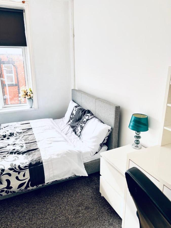 Private Room Close To Leeds University And City Centre Dış mekan fotoğraf