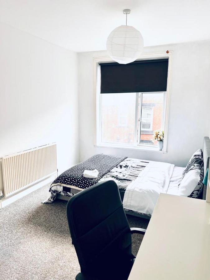 Private Room Close To Leeds University And City Centre Dış mekan fotoğraf